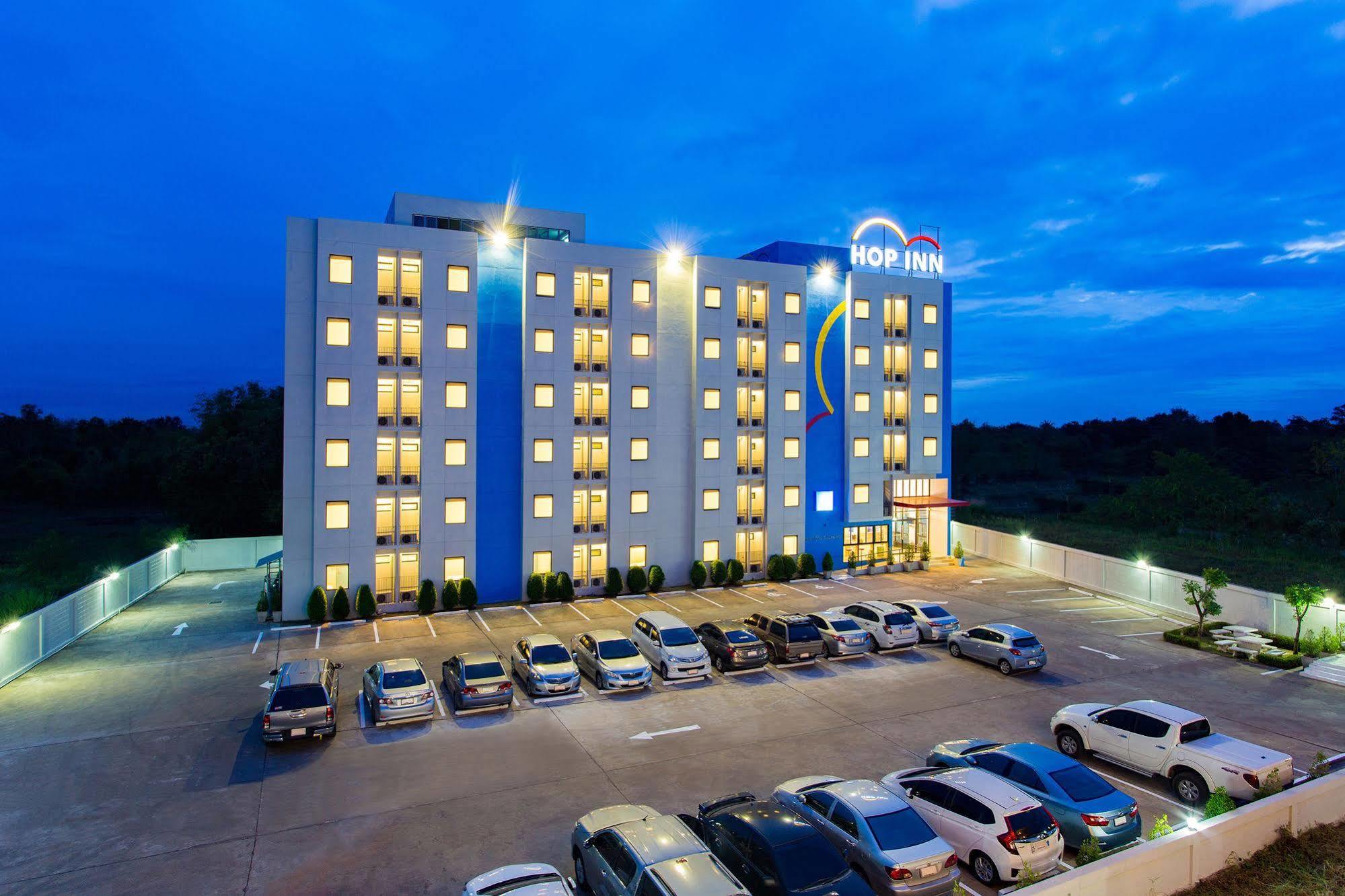Hop Inn Пхитсанулок Экстерьер фото